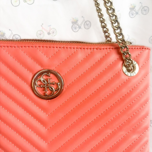 Blakely Quilted Detailed Double Straps Satchel Bag | Guess - Picture 5 of 11